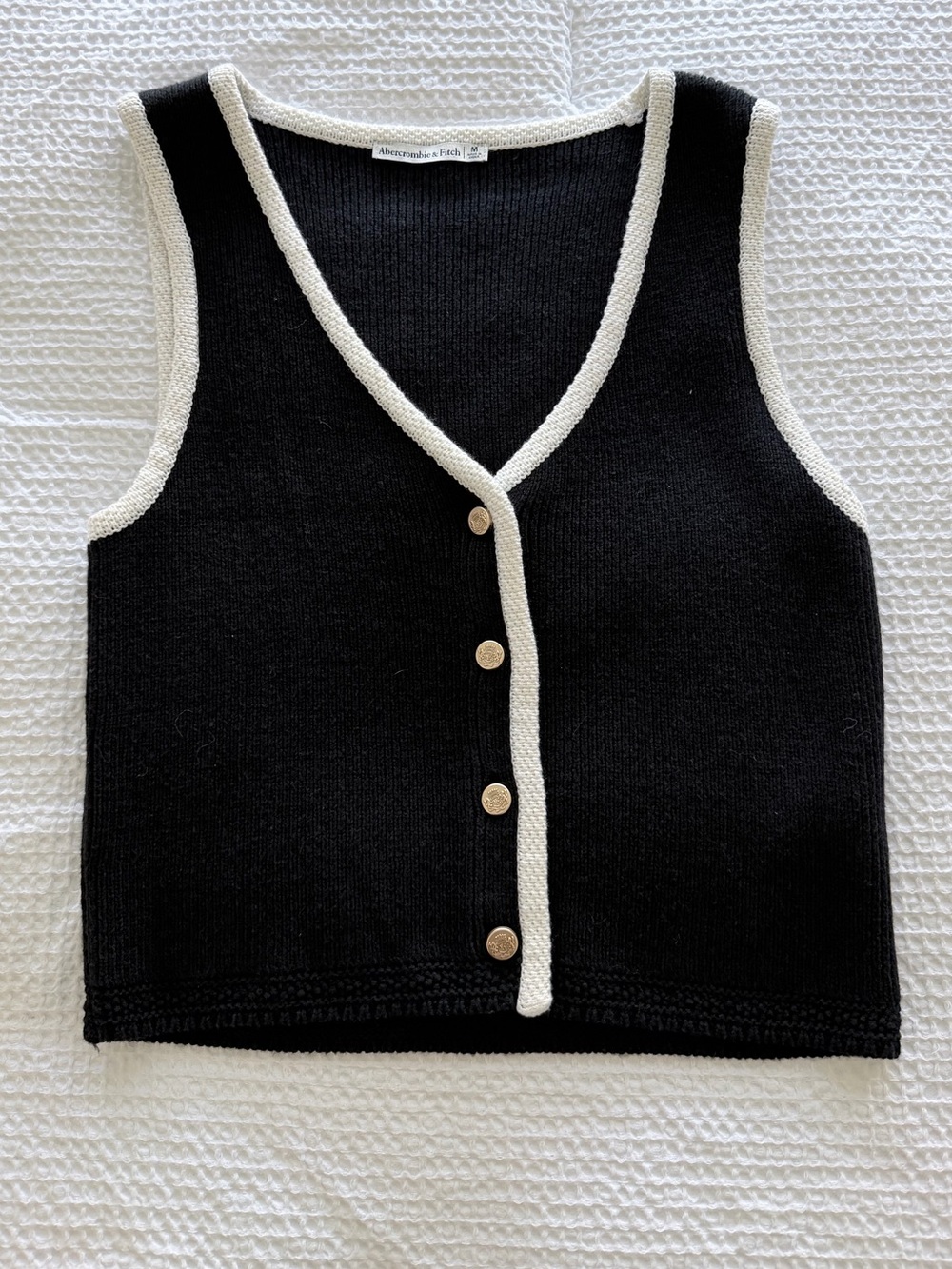 NWT Abercrombie & Fitch Black Knit Tank with Cream Trim